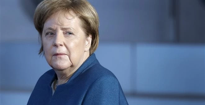 Ποιος ήθελε να πέσει το αεροπλάνο; Εξετάζουν το ενδεχόμενο εγκληματικής ενέργειας στο αεροσκάφος της Μέρκελ